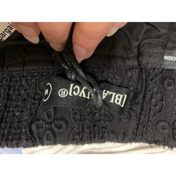 Blank NYC‎ black Eyelet shorts size M NWT elastic waist - Picture 6 of 6